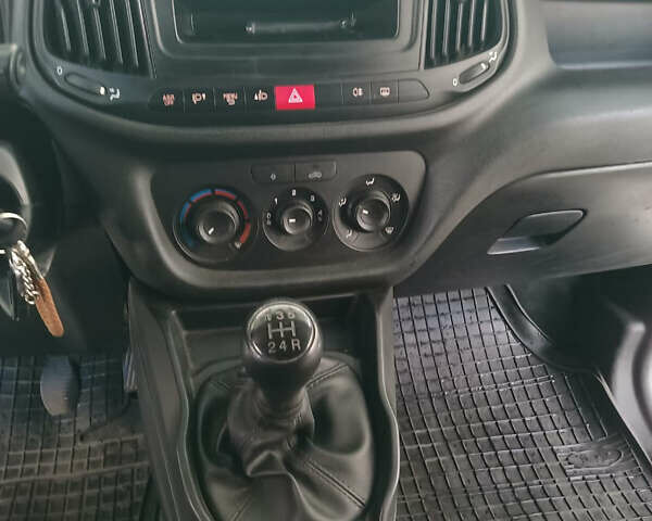 Фиат Добло 2016 в Днепре (Днепропетровске) на Automoto.ua Фиат Добло, объемом двигателя 1.25 л и пробегом 293 тыс. км за 8200 $, фото 6 на Automoto.ua