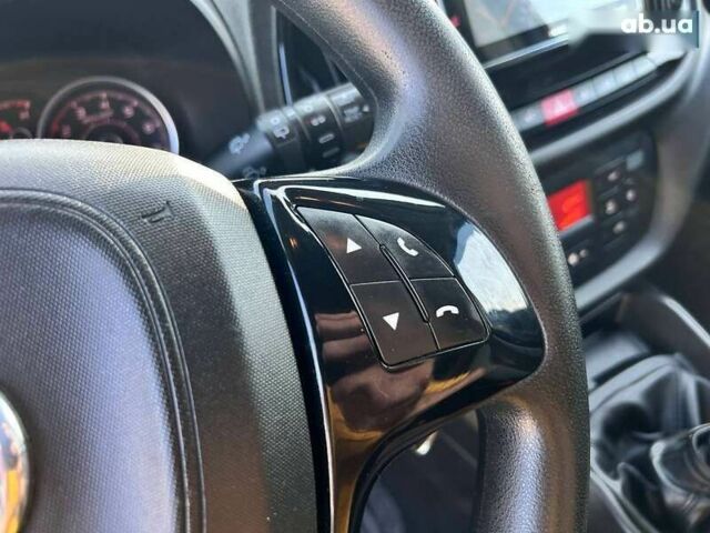 Фіат Добло, об'ємом двигуна 1.6 л та пробігом 221 тис. км за 13700 $, фото 17 на Automoto.ua