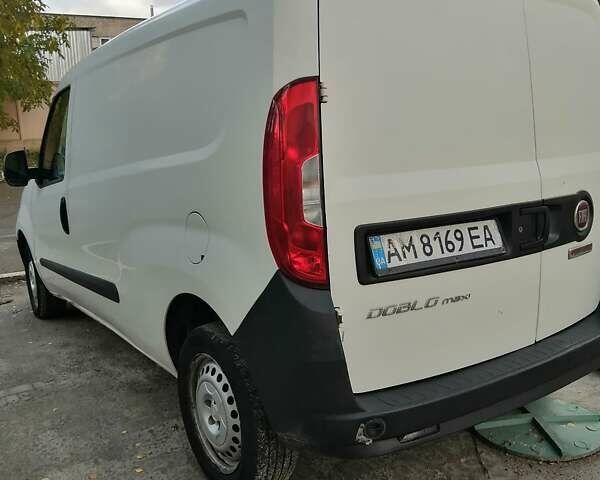 Фиат Добло, объемом двигателя 1.4 л и пробегом 191 тыс. км за 10500 $, фото 2 на Automoto.ua