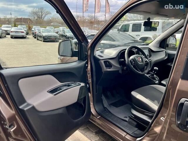 Фиат Добло, объемом двигателя 1.4 л и пробегом 67 тыс. км за 13900 $, фото 15 на Automoto.ua