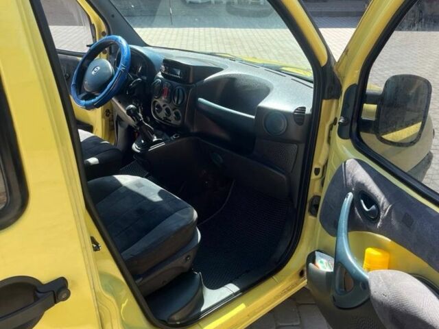 Жовтий Фіат Добло, об'ємом двигуна 1.9 л та пробігом 300 тис. км за 2900 $, фото 8 на Automoto.ua