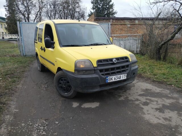 Жовтий Фіат Добло, об'ємом двигуна 1.9 л та пробігом 300 тис. км за 2000 $, фото 2 на Automoto.ua