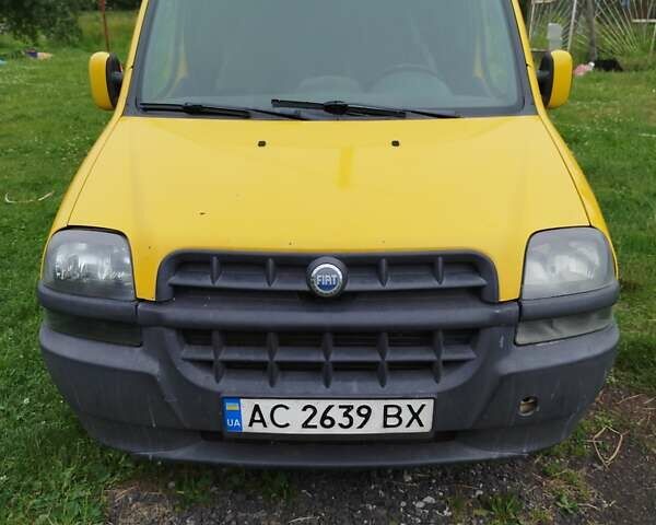 Желтый Фиат Добло, объемом двигателя 1.91 л и пробегом 322 тыс. км за 3100 $, фото 5 на Automoto.ua