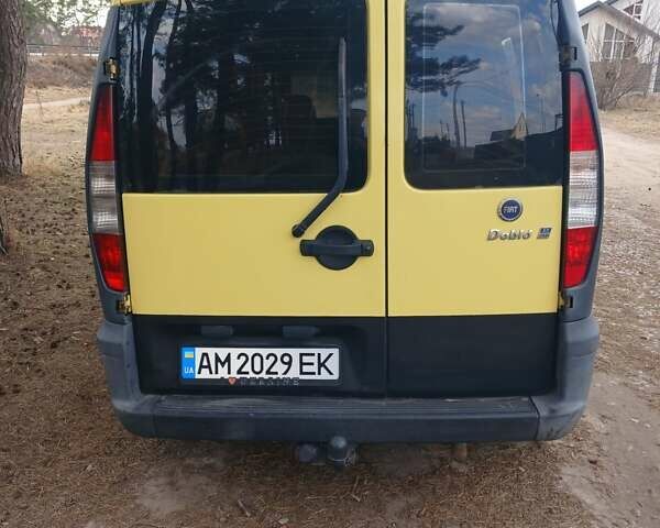 Желтый Фиат Добло, объемом двигателя 1.9 л и пробегом 230 тыс. км за 2200 $, фото 5 на Automoto.ua