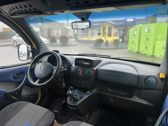 Желтый Фиат Добло, объемом двигателя 1.9 л и пробегом 260 тыс. км за 3600 $, фото 8 на Automoto.ua