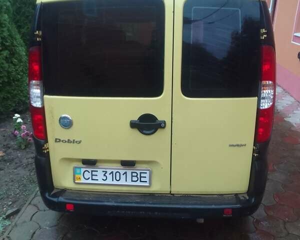 Желтый Фиат Добло, объемом двигателя 1.91 л и пробегом 400 тыс. км за 4200 $, фото 3 на Automoto.ua