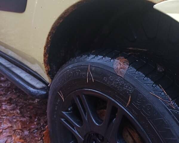 Желтый Фиат Добло, объемом двигателя 1.91 л и пробегом 363 тыс. км за 3400 $, фото 13 на Automoto.ua