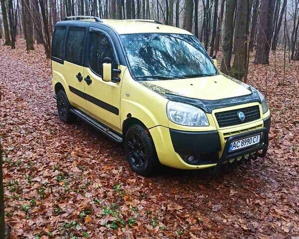 Желтый Фиат Добло, объемом двигателя 1.91 л и пробегом 363 тыс. км за 3400 $, фото 22 на Automoto.ua