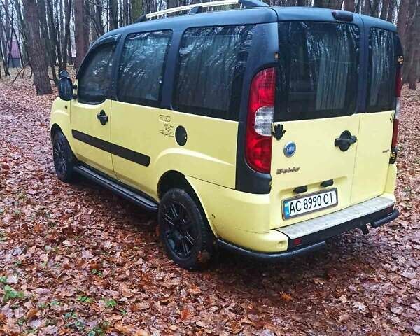 Желтый Фиат Добло, объемом двигателя 1.91 л и пробегом 363 тыс. км за 3400 $, фото 21 на Automoto.ua