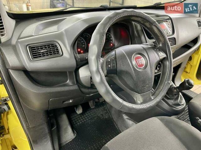 Жовтий Фіат Добло, об'ємом двигуна 1.25 л та пробігом 301 тис. км за 5099 $, фото 20 на Automoto.ua