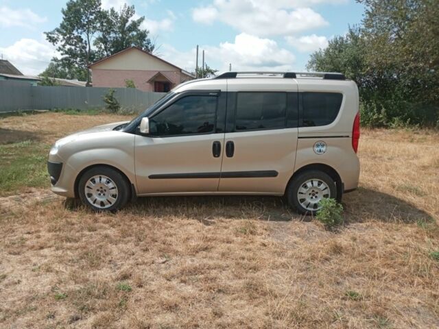 Жовтий Фіат Добло, об'ємом двигуна 2 л та пробігом 290 тис. км за 5700 $, фото 3 на Automoto.ua