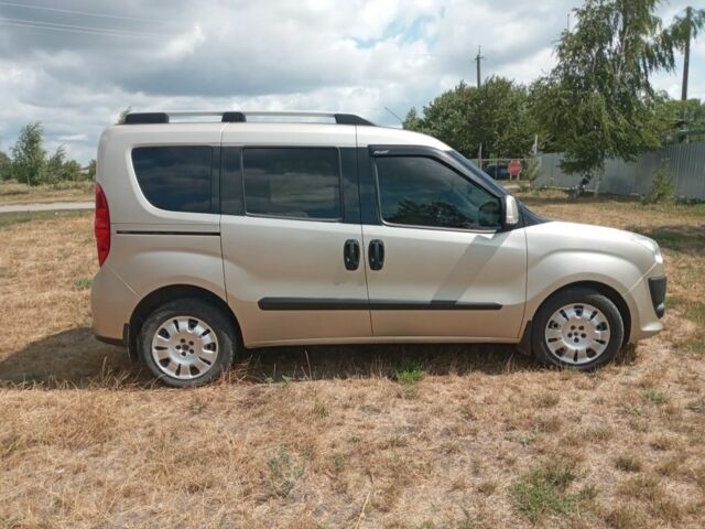 Жовтий Фіат Добло, об'ємом двигуна 2 л та пробігом 290 тис. км за 5700 $, фото 1 на Automoto.ua