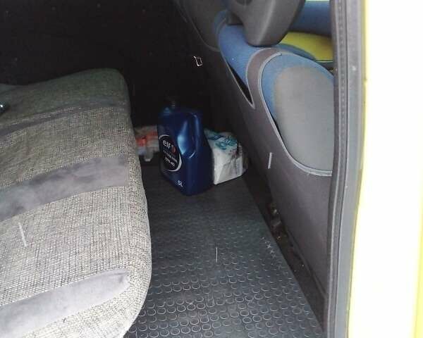 Жовтий Фіат Добло, об'ємом двигуна 1.9 л та пробігом 240 тис. км за 3800 $, фото 2 на Automoto.ua