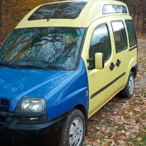 Желтый Фиат Добло, объемом двигателя 0 л и пробегом 215 тыс. км за 3700 $, фото 1 на Automoto.ua