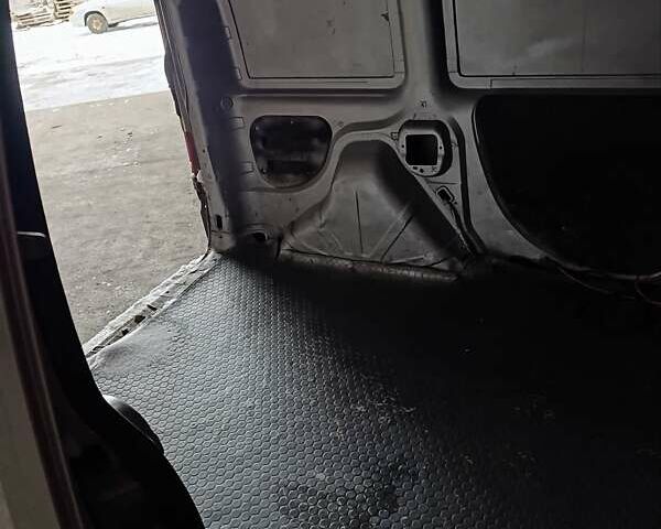 Серый Фиат Добло, объемом двигателя 1.91 л и пробегом 300 тыс. км за 750 $, фото 4 на Automoto.ua