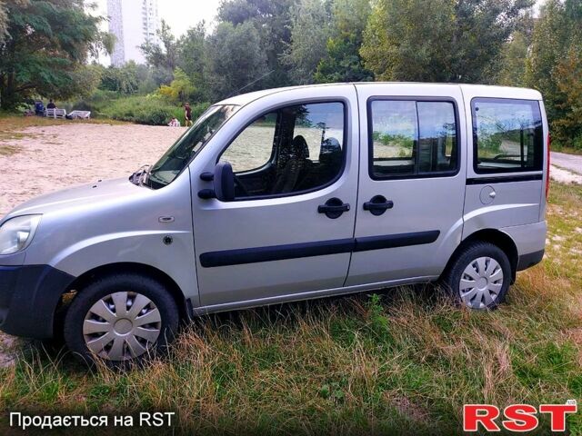 Сірий Фіат Добло, об'ємом двигуна 1.4 л та пробігом 230 тис. км за 5500 $, фото 6 на Automoto.ua