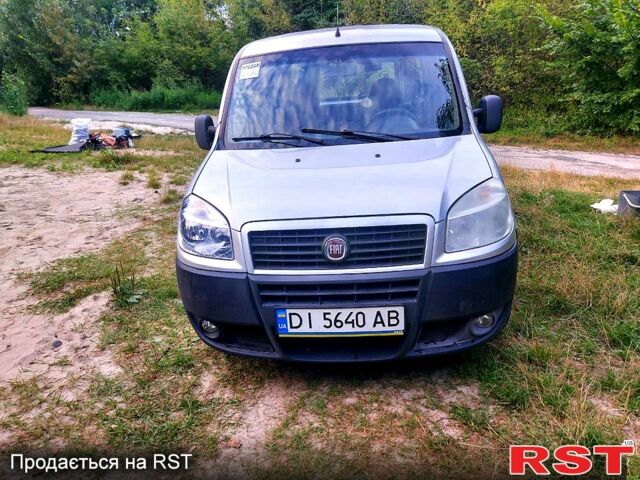 Сірий Фіат Добло, об'ємом двигуна 1.4 л та пробігом 230 тис. км за 5500 $, фото 3 на Automoto.ua
