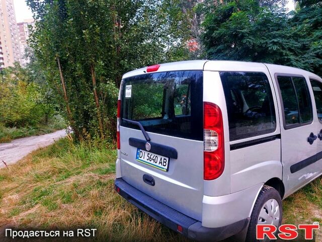 Сірий Фіат Добло, об'ємом двигуна 1.4 л та пробігом 230 тис. км за 5500 $, фото 5 на Automoto.ua