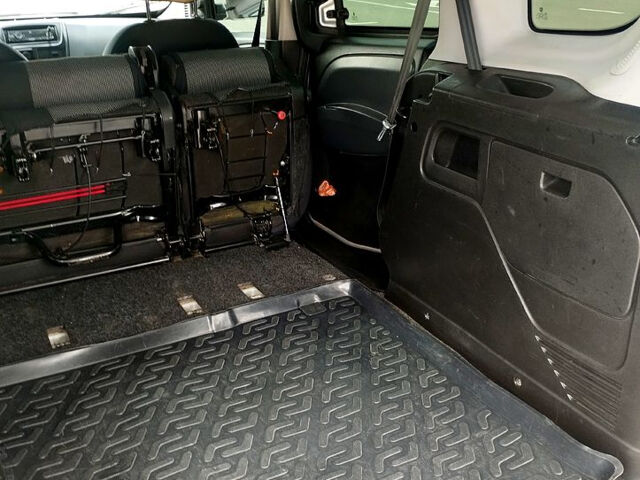 Сірий Фіат Добло, об'ємом двигуна 1.6 л та пробігом 0 тис. км за 6999 $, фото 5 на Automoto.ua