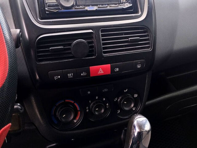 Сірий Фіат Добло, об'ємом двигуна 1.6 л та пробігом 0 тис. км за 6999 $, фото 4 на Automoto.ua