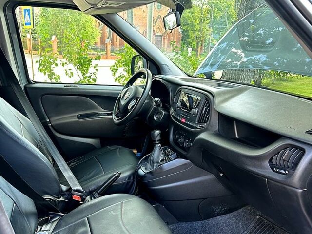 Сірий Фіат Добло, об'ємом двигуна 1.4 л та пробігом 27 тис. км за 10500 $, фото 5 на Automoto.ua