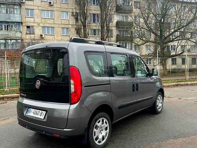 Серый Фиат Добло, объемом двигателя 1.4 л и пробегом 80 тыс. км за 16900 $, фото 5 на Automoto.ua