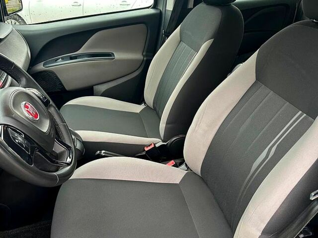 Серый Фиат Добло, объемом двигателя 1.4 л и пробегом 80 тыс. км за 16900 $, фото 6 на Automoto.ua