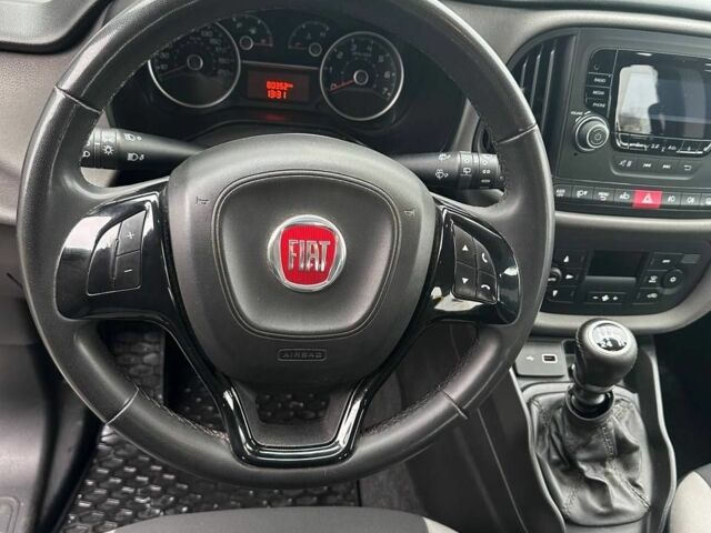 Серый Фиат Добло, объемом двигателя 1.4 л и пробегом 80 тыс. км за 16500 $, фото 2 на Automoto.ua