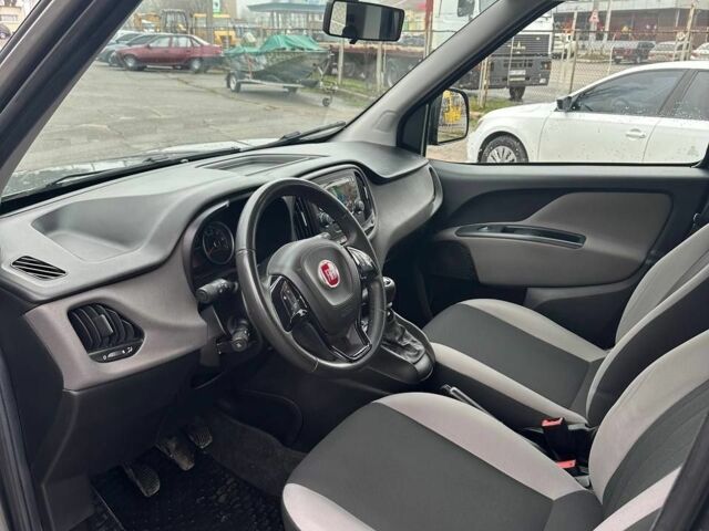 Серый Фиат Добло, объемом двигателя 1.4 л и пробегом 80 тыс. км за 16500 $, фото 6 на Automoto.ua