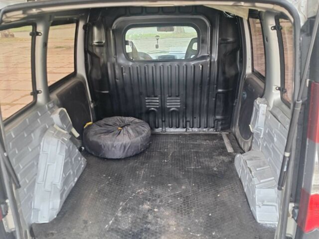 Сірий Фіат Добло, об'ємом двигуна 1.9 л та пробігом 300 тис. км за 3200 $, фото 6 на Automoto.ua