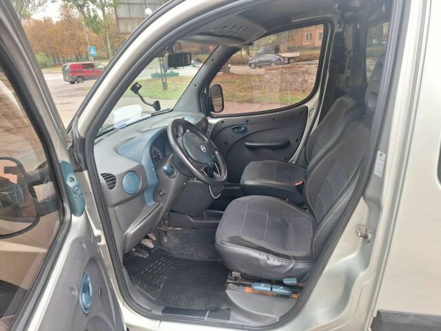 Сірий Фіат Добло, об'ємом двигуна 1.9 л та пробігом 300 тис. км за 3200 $, фото 5 на Automoto.ua