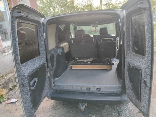 Серый Фиат Добло, объемом двигателя 0 л и пробегом 325 тыс. км за 3500 $, фото 13 на Automoto.ua