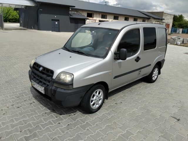 Серый Фиат Добло, объемом двигателя 0 л и пробегом 325 тыс. км за 3500 $, фото 1 на Automoto.ua