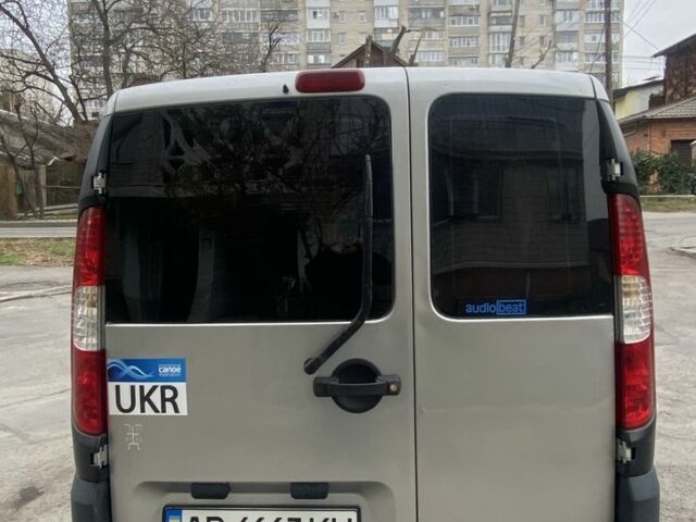 Сірий Фіат Добло, об'ємом двигуна 1.4 л та пробігом 293 тис. км за 4550 $, фото 3 на Automoto.ua