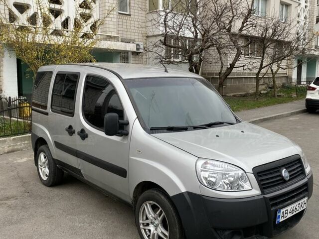 Сірий Фіат Добло, об'ємом двигуна 1.4 л та пробігом 293 тис. км за 4550 $, фото 1 на Automoto.ua
