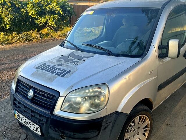 Сірий Фіат Добло, об'ємом двигуна 1.4 л та пробігом 316 тис. км за 1600 $, фото 1 на Automoto.ua