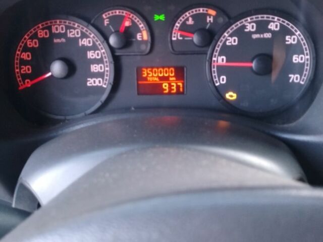 Серый Фиат Добло, объемом двигателя 0 л и пробегом 350 тыс. км за 3800 $, фото 5 на Automoto.ua