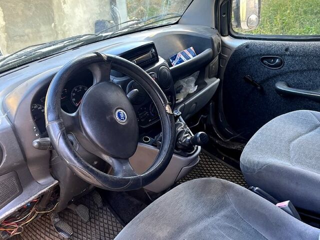 Сірий Фіат Добло, об'ємом двигуна 1.4 л та пробігом 316 тис. км за 1600 $, фото 5 на Automoto.ua