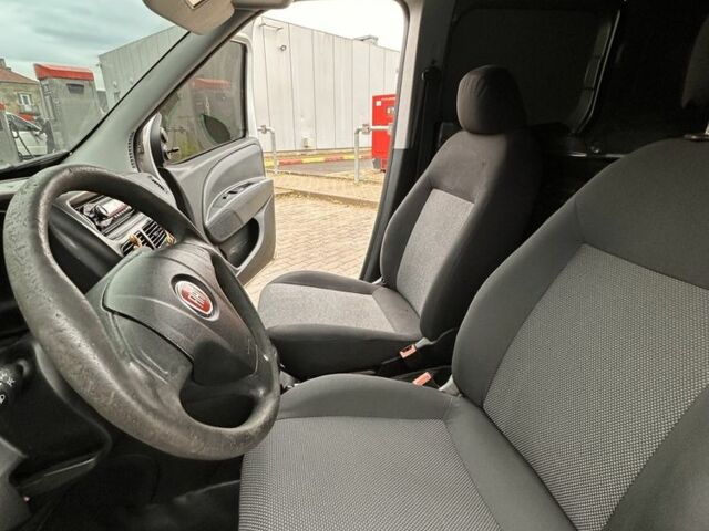 Серый Фиат Добло, объемом двигателя 1.6 л и пробегом 292 тыс. км за 5300 $, фото 7 на Automoto.ua