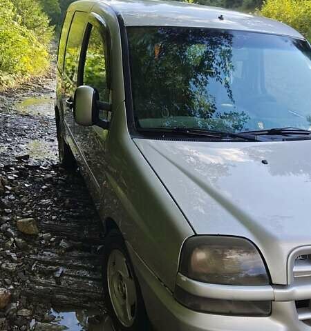 Сірий Фіат Добло, об'ємом двигуна 1.9 л та пробігом 273 тис. км за 2800 $, фото 6 на Automoto.ua