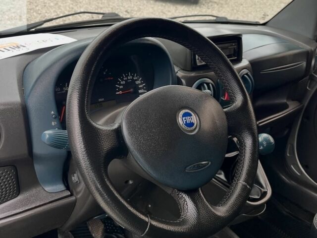 Сірий Фіат Добло, об'ємом двигуна 0 л та пробігом 200 тис. км за 2999 $, фото 4 на Automoto.ua