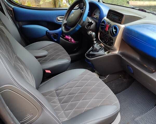 Сірий Фіат Добло, об'ємом двигуна 1.6 л та пробігом 288 тис. км за 4000 $, фото 3 на Automoto.ua