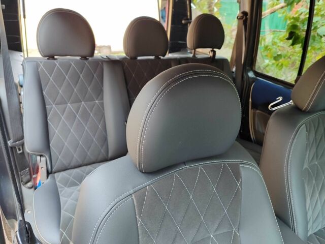 Сірий Фіат Добло, об'ємом двигуна 1.6 л та пробігом 288 тис. км за 4000 $, фото 10 на Automoto.ua