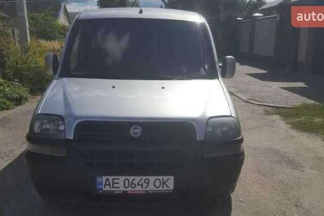 Серый Фиат Добло, объемом двигателя 1.9 л и пробегом 276 тыс. км за 3000 $, фото 6 на Automoto.ua