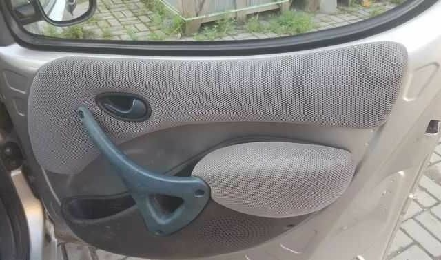 Серый Фиат Добло, объемом двигателя 0 л и пробегом 276 тыс. км за 3000 $, фото 1 на Automoto.ua