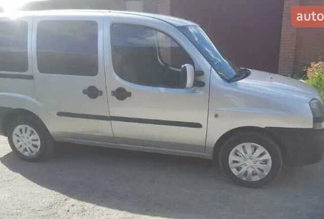 Серый Фиат Добло, объемом двигателя 1.9 л и пробегом 276 тыс. км за 3000 $, фото 11 на Automoto.ua