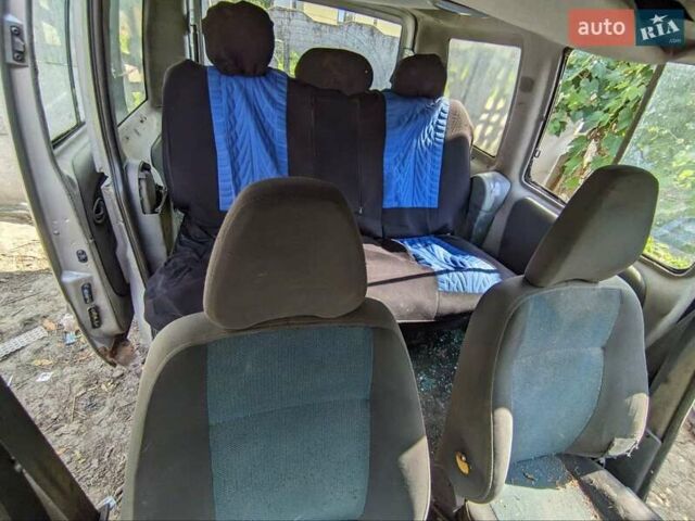 Серый Фиат Добло, объемом двигателя 1.91 л и пробегом 200 тыс. км за 1200 $, фото 8 на Automoto.ua