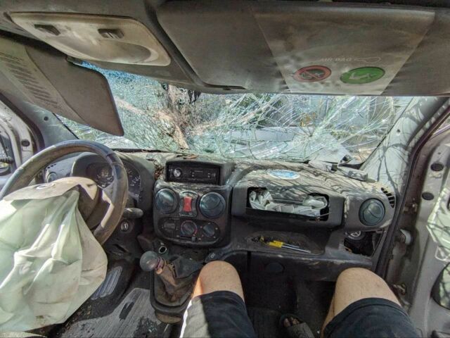 Серый Фиат Добло, объемом двигателя 1.9 л и пробегом 200 тыс. км за 1200 $, фото 9 на Automoto.ua