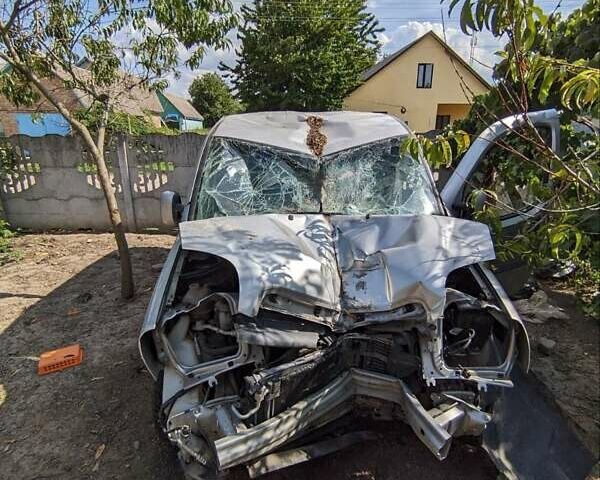 Серый Фиат Добло, объемом двигателя 1.91 л и пробегом 200 тыс. км за 1200 $, фото 7 на Automoto.ua