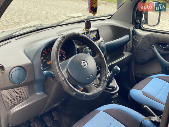 Серый Фиат Добло, объемом двигателя 1.6 л и пробегом 205 тыс. км за 3350 $, фото 38 на Automoto.ua